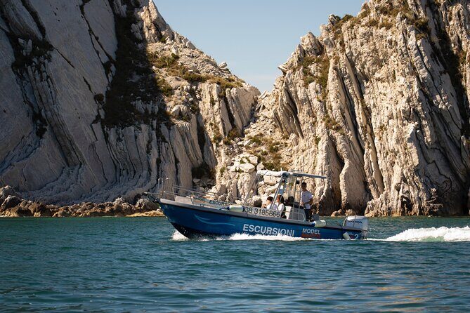Excursions and boat trips along the Conero Riviera from Numana - Comfort, safety, and extras
