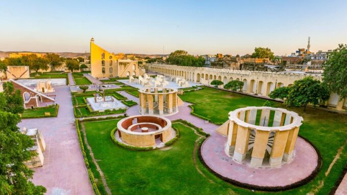 Exotic Golden Triangle Tour From Delhi 5 Days 4 Nights - Arrival in Delhi