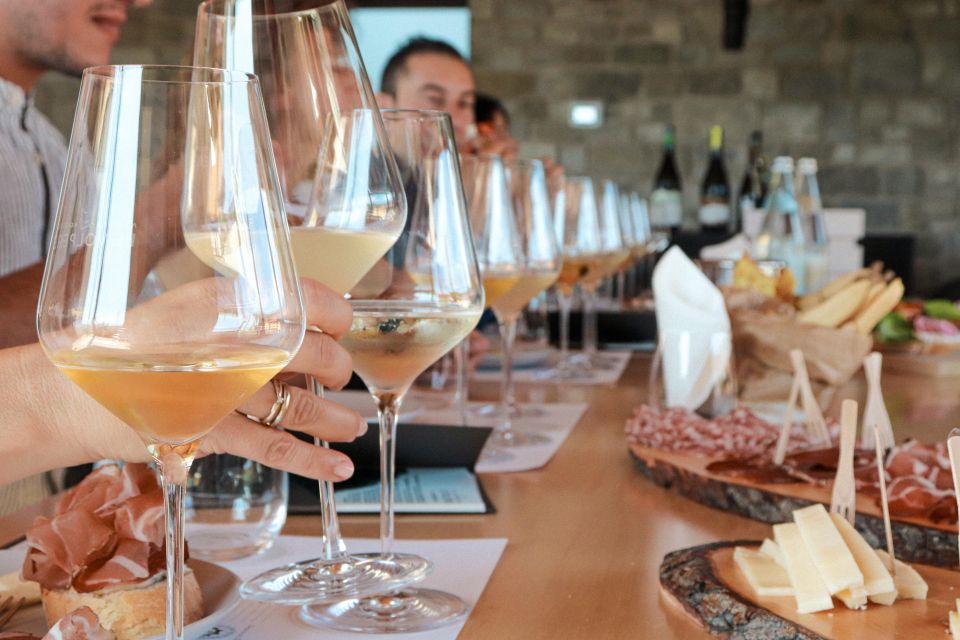 Experience in Valdobbiadene: Winery Tour & Wine Tasting - Visitor Information