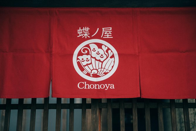 Experience Japanese Calligraphy & Tea Ceremony at a Traditional House in Nagoya - Souvenirs and Memorable Takeaways