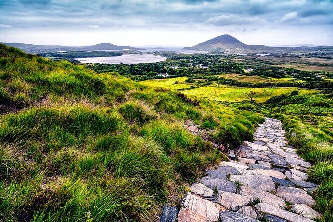 Experience Journey Through Irelands Heart - Key Points