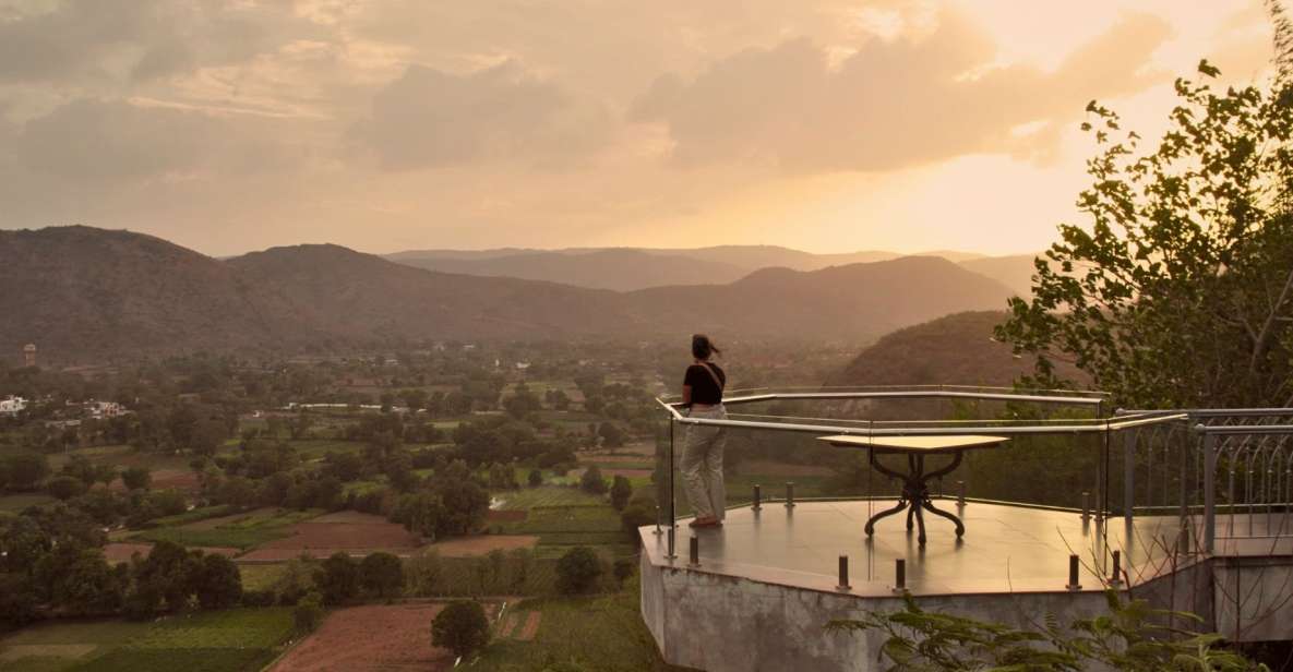 Experience Luxury: Private Museum, Vintage Car Ride - Private Museum Insights