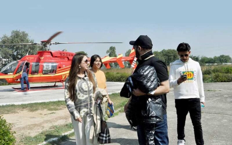 Experience Taj Mahal Tour by Helicopter From Delhi - Inclusions