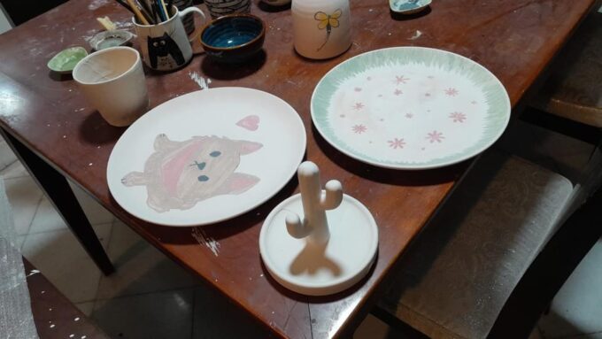 Experience the Art of Ceramic Painting | Hanoi's Old Quarter - Discovering Hanois Old Quarter