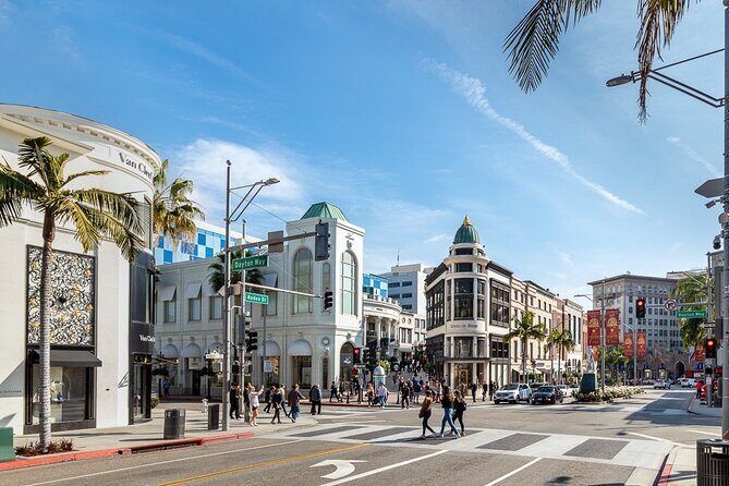 Experience the Best of Los Angeles on a Private 3-Day Tour - Day 1: Welcome to LA — Arrival and Hotel Check-in