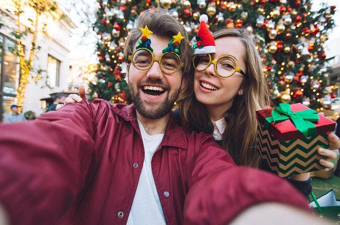 Experience the season with a scavenger hunt in Madison with Holly Jolly Hunt - Who Will Love This?