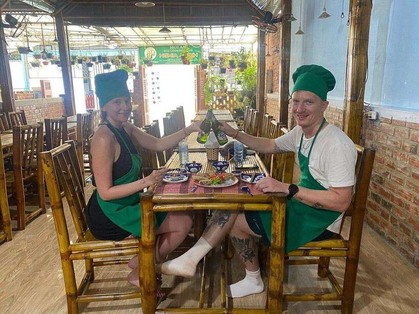 Experience Tra Que Cooking Class With Locals in Herb Village - Customer Feedback and Ratings