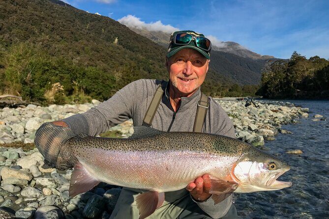 Expert Fly Fishing Adventures with Matt Butler from Te Anau - An In-Depth Look at the Experience