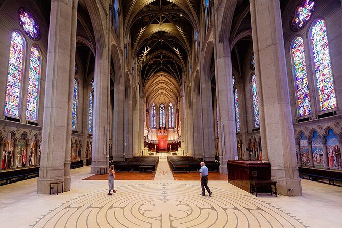 Expert-Led Guided Tour of Grace Cathedral in San Francisco - An In-Depth Look at the Guided Tour of Grace Cathedral