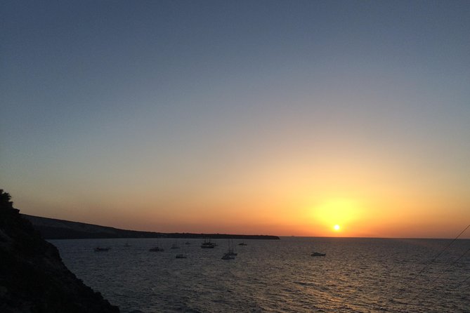 Explore Akrotiri and Oia Private Tour - Highlights of Akrotiri