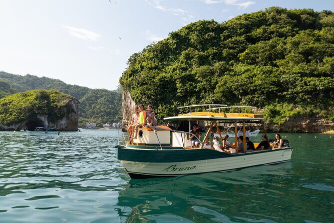 Explore Banderas Bay: Exclusive Boat Journies - Why This Tour Stands Out