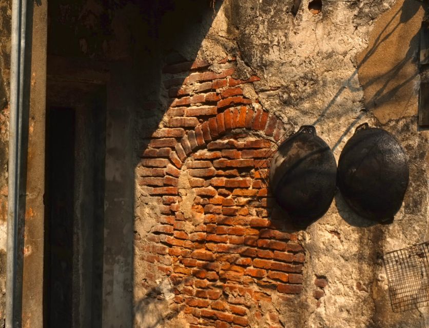 Explore Bangkoks Hidden Alleys, Night Street Market & Sites - Key Points