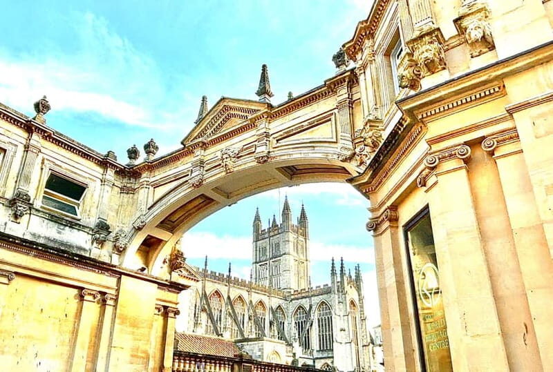 Explore Bath in Spanish: With Olga, local guide - A Walk Through Time: What to Expect on This Bath Tour