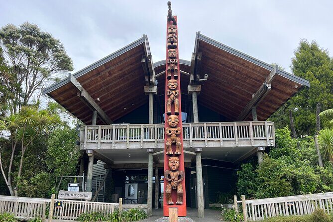 Explore BLACK SAND PIHA BEACH, and Water Falls in West Auckland - Key Points