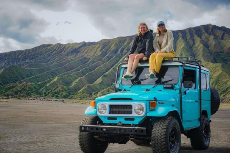 Explore Bromo Madakaripura Fall and Kawah Ijen (3D/2N) - Pickup and Transportation