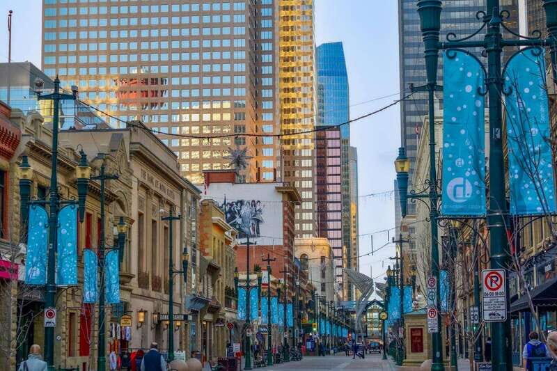 Explore Calgary: Private Family Walking Tour - Key Points