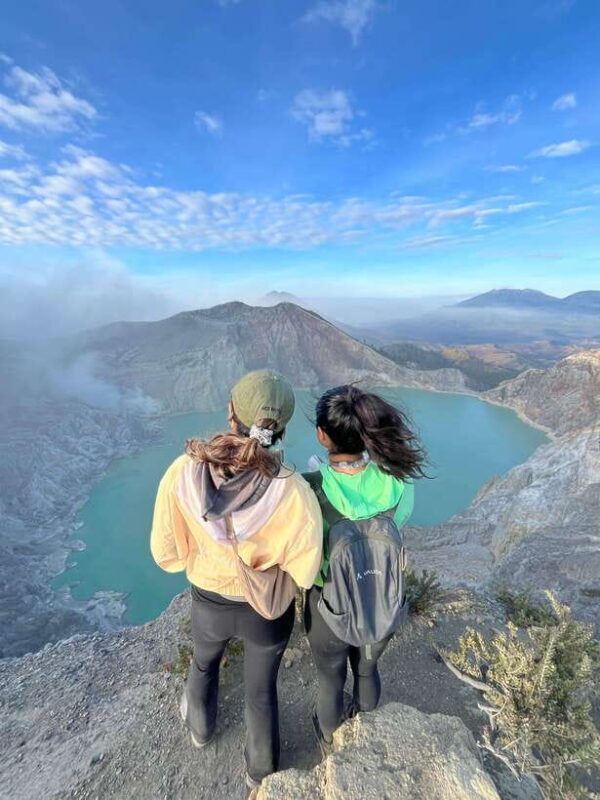 Explore East Java 4D3N Ijen - Bromo - Sewu Waterfall - An In-Depth Look at the 4D3N East Java Adventure