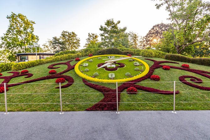 Explore Geneva in 60 Minutes With a Local - Discover Genevas History and Attractions