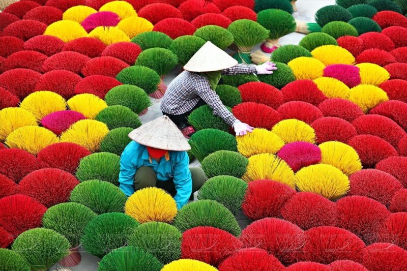 Explore Hanoi Incense Village Tour & Traditional Crafts - Immerse in the Lacquer Painting Legacy of Ha Thai Village