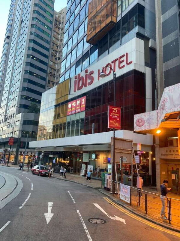 Explore Hong Kong Island: Local Cultures & History & Taste - A Practical Guide to the Hong Kong Island Experience