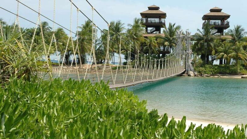Explore Local Gems: An Unforgettable Guided Adventure - Starting Point: The Historic District