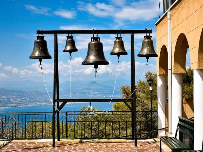 Explore Loutraki & Lake Vouliagmeni: Nature and Relaxation - Who Should Consider This Tour?