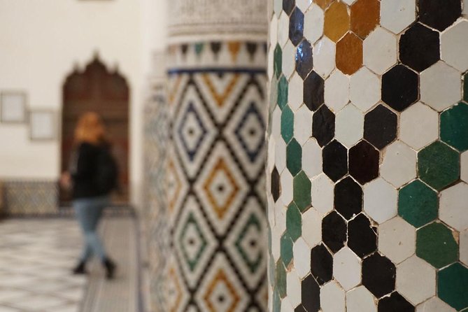 Explore Marrakech Medina: Private Tour Including Bahia Palace Visit - Unique Tour Experiences