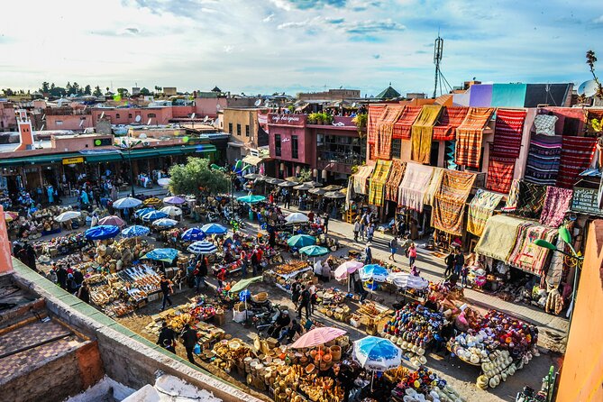 Explore Marrakech Medina: Private Tour Including Bahia Palace Visit - Eco-Friendly Tour Commitment