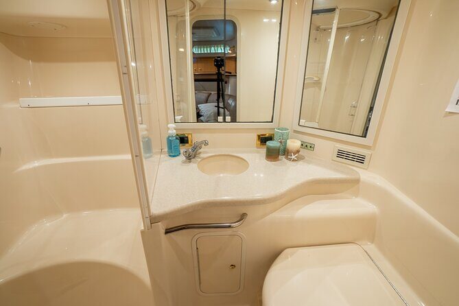 Explore Miami on a beautiful 45' Yacht - The Sum Up