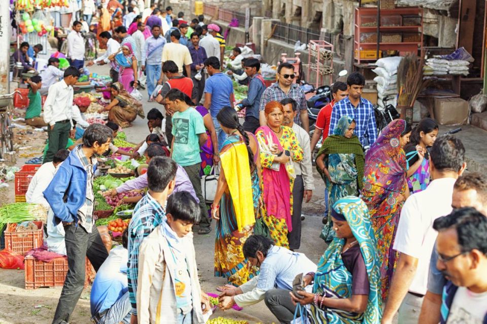 Explore Mysore: Palatial Grandeur & Vibrant Markets - Cultural Experiences