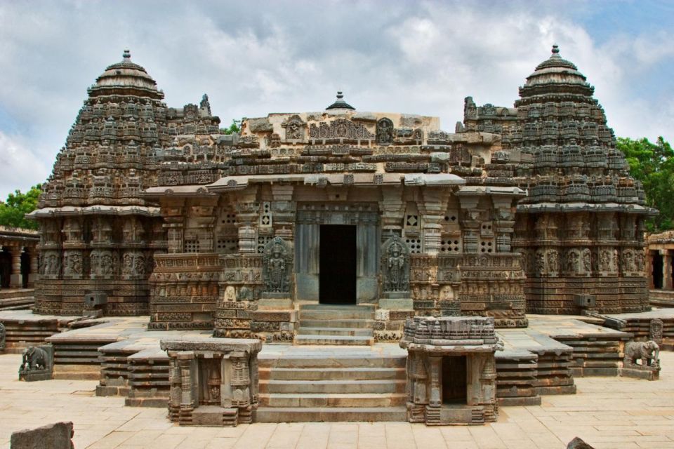 Explore Mysore: Palatial Grandeur & Vibrant Markets - Booking Information