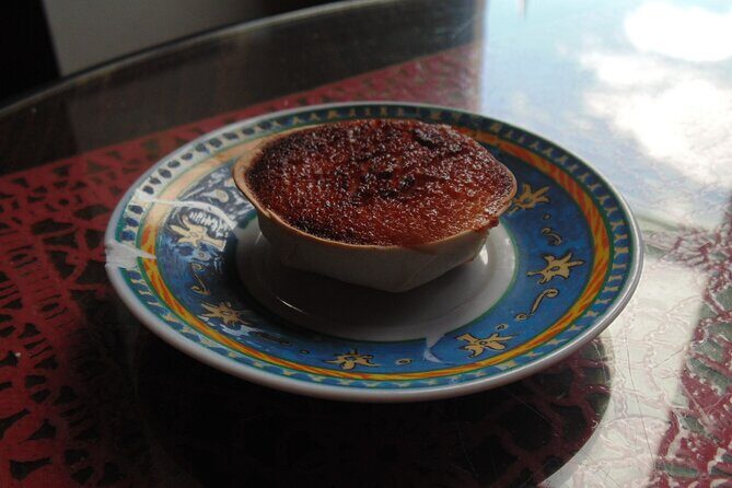 Explore Mystical Regaleira and taste Sintra´s delicacies - Uncovering the Charm of Sintra: A Walk Through Mystical Palaces and Tasty Treats