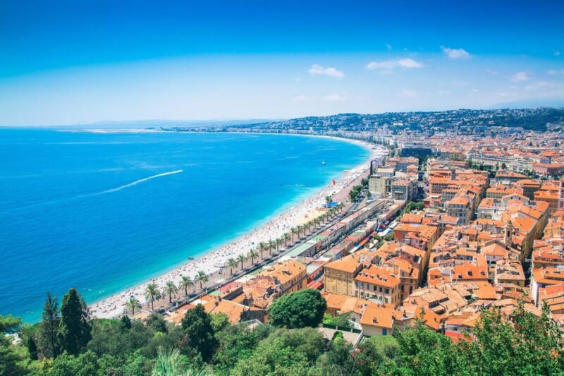 Explore Nice: Old Town Walking Tour With Expert Local Guide - Unveiling the Opulent Nice Opera House