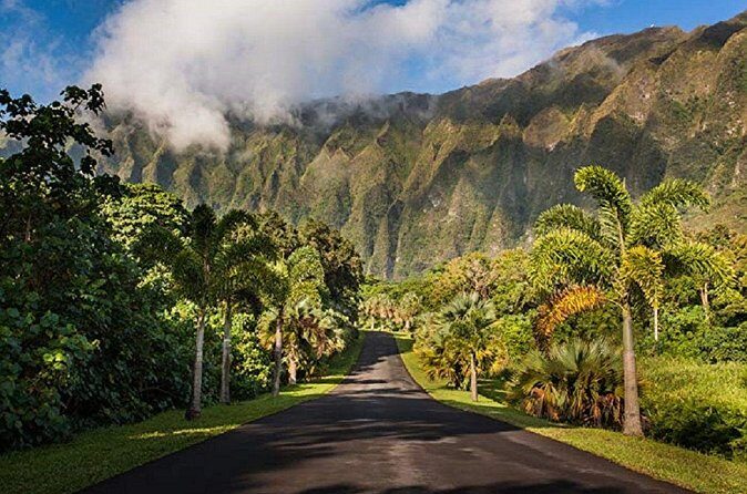 Explore Oahu in a Polaris Slingshot - FAQ