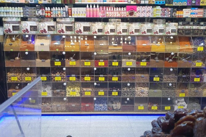 Explore Old Dubai Al Fahidi District Museums Markets Abra - Drift on the Dubai Creek