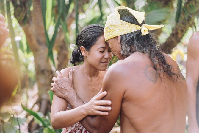 Explore old-fashioned Polynesian life and prepare a local meal - Exploring Old-Fashioned Polynesian Life and Preparing a Local Meal: An Authentic Tahitian Experience