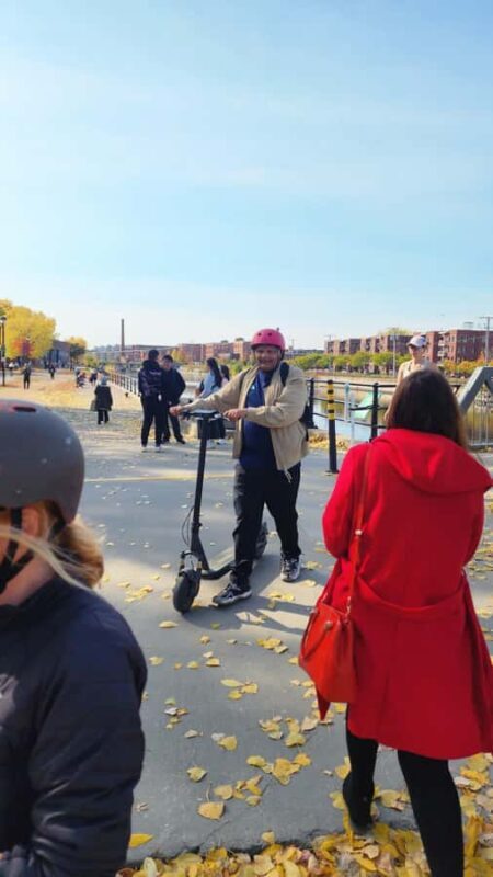 Explore Old-Montreal with easy to use e-scooters - Authenticity and Local Flavor