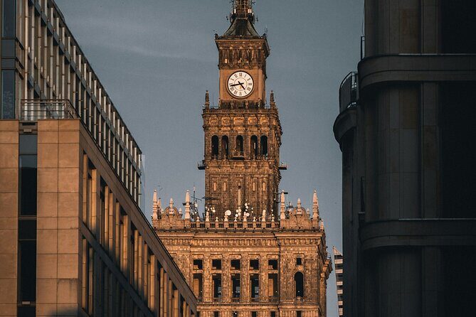 Explore Old town Warsaw with student of Art: Private Tour - FAQ