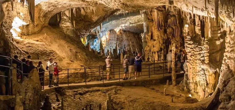 Explore Phong Nha & Paradise Cave 1 Day From Dong Hoi - Getting to Dong Hoi
