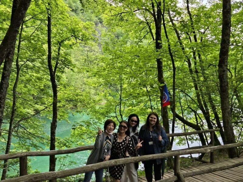 Explore Plitvice Lakes: Private Half-Day Tour - Getting to Plitvice Lakes
