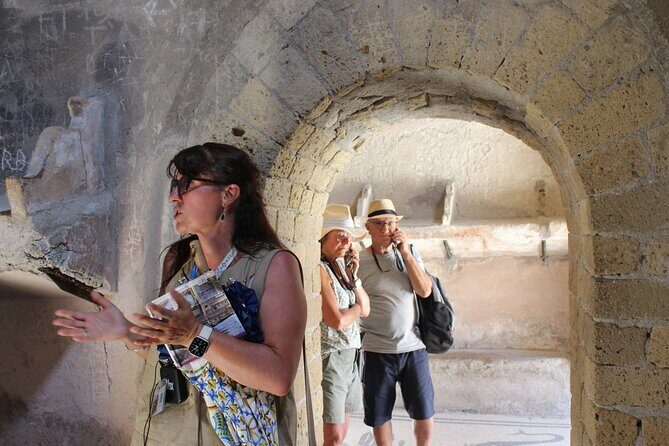 Explore Pompeii & Herculaneum on a Private Guided Tour - An In-Depth Look at the Tour