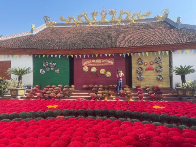 Explore Quang Phu Cau Incense Stick/Hat/Lacquer Village - Accessibility