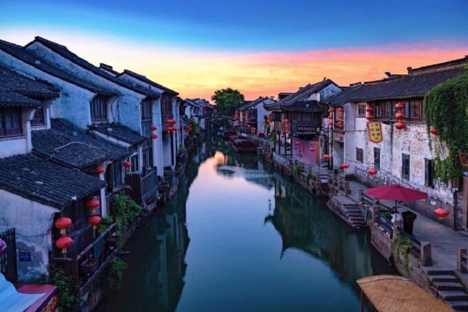 Explore Suzhous Hidden Gardens&Enchanting Tongli Watertown - Uncover Suzhou Silk Museums Heritage