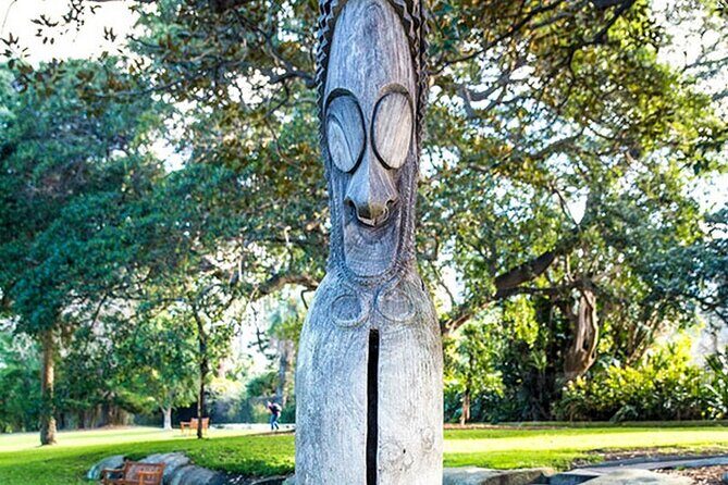 Explore Sydney's Botanic Gardens In a Series of Fun Cryptic Clues - Key Points