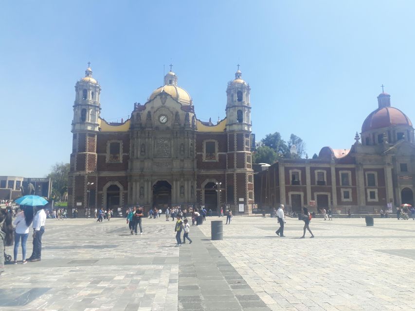 Explore Teotihuacan and the Basilica With Transportation Included - Key Points