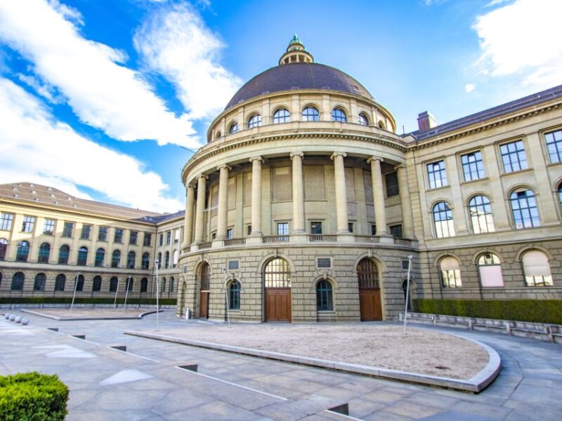 Explore the Best Guided Intro Tour of Zurich With a Local - Local Insights and Recommendations