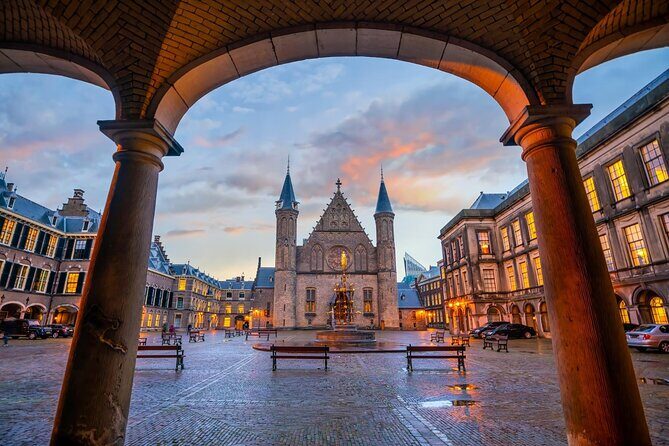 Explore The Hague in 60 minutes with a Local - Key Points