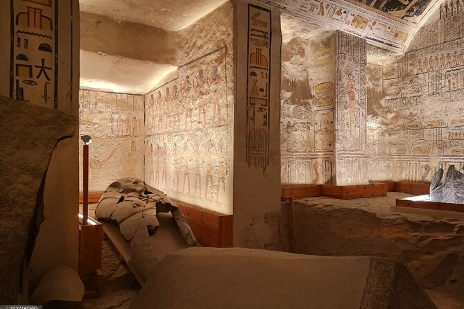 Explore the History and Treasures of Luxor in Two Days - Witness the Grandeur of Luxor Temple