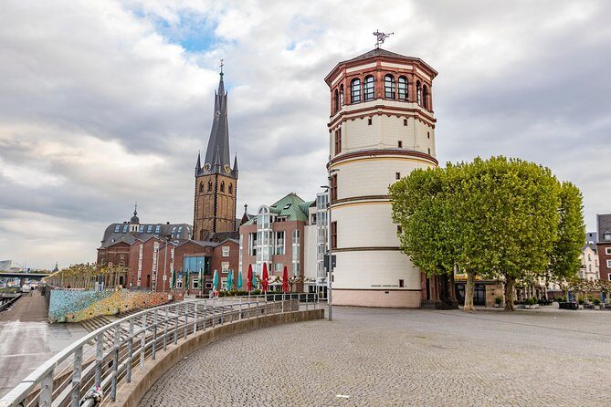 Explore the Instaworthy Spots of Dusseldorf with a Local - Authentic Perspectives from Past Participants