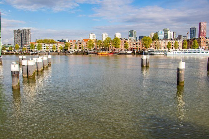 Explore the Instaworthy Spots of Rotterdam with a Local - The Value Proposition